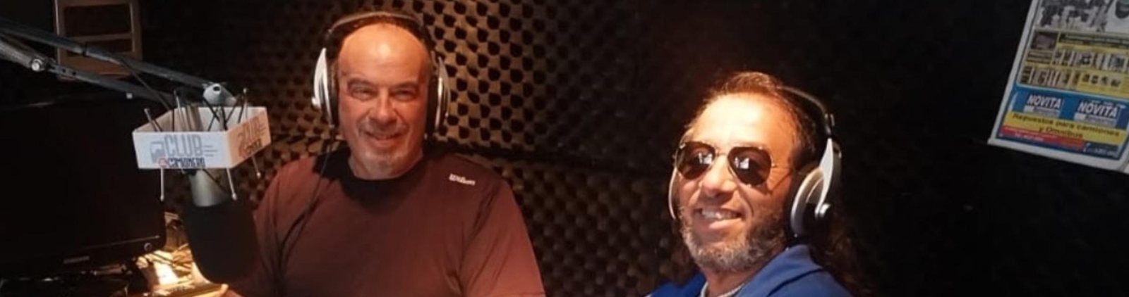 Los conductores del Club del Camionero Radio en el estudio